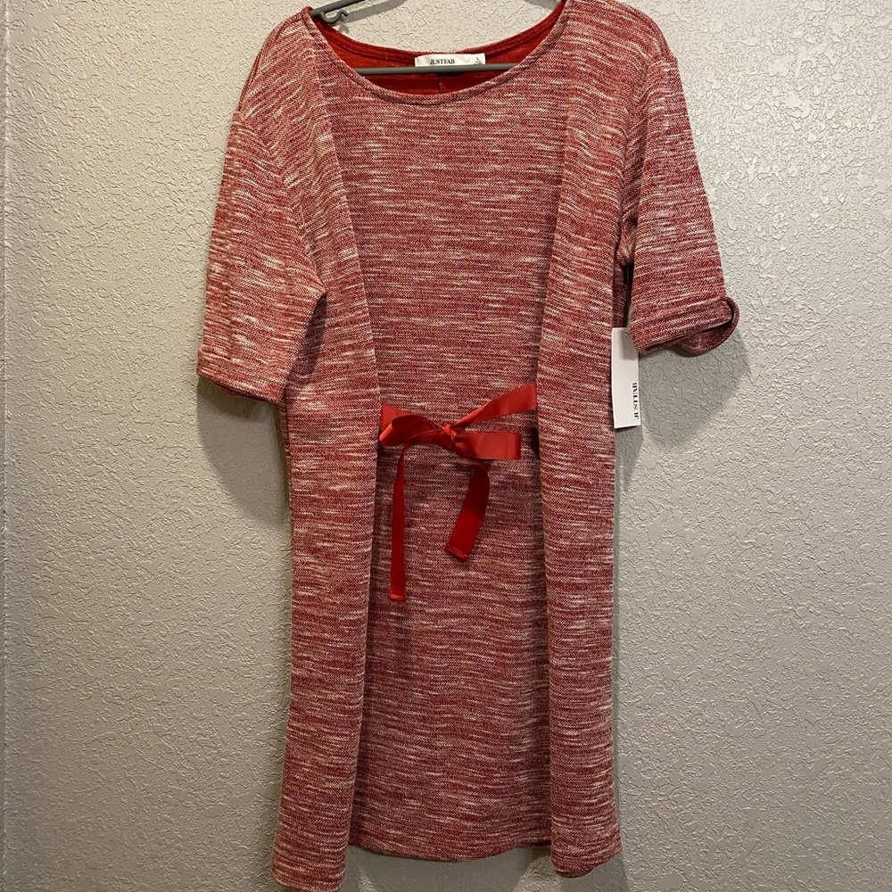 Brand new; Half sleeve, red dress!